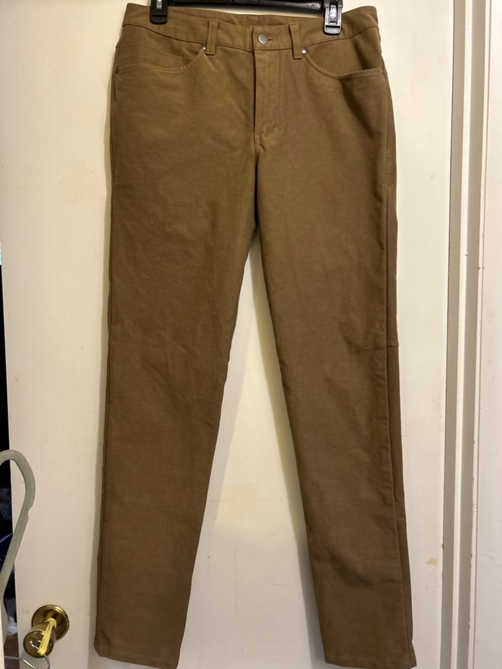 Lululemon Men’s NWOT Brown Pants Denim Weight Pants in Great Condition, Sz 31/33